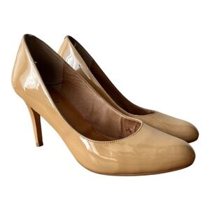 Corso Come Nude Patent Leather Pumps Size 9